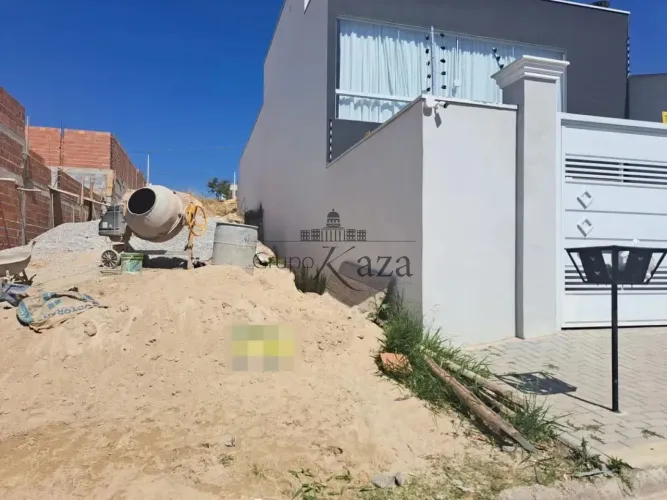 Oportunidade - Terreno - Portal dos Pássaros - 175m².