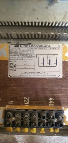 Autotransformador 5000VA 220V/440V 3 Fases