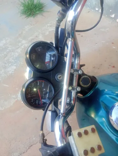 Troco por outra moto mais nova pago diferença parcelado