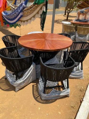 Mesa de 6 cadeiras em corda náutica, disponível em todas as cores