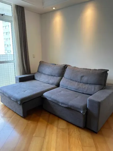 Sofá retrátil e reclinável para sala