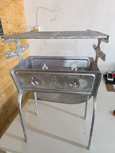 Churrasqueira Portátil para um Churrasco 80 cm