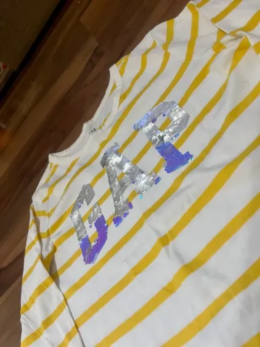 Camiseta listrada Gap infantil