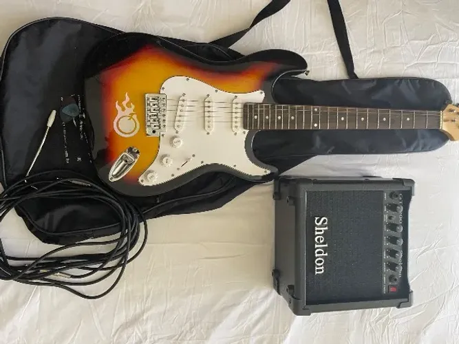 Guitarra waldman e um amplificador Sheldon gt1200 ACEITO TROCA