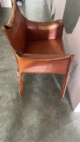 Cassina Mario Bellini - 2 poltronas + 4 cadeiras em couro - design italiano