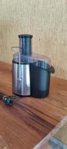 Centrífuga- Extrator de frutas MASTER SUCO INOX