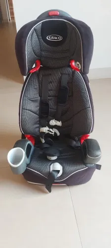  Cadeira de carro GRACO - Nautilus -  infantil 9 a 36kg 