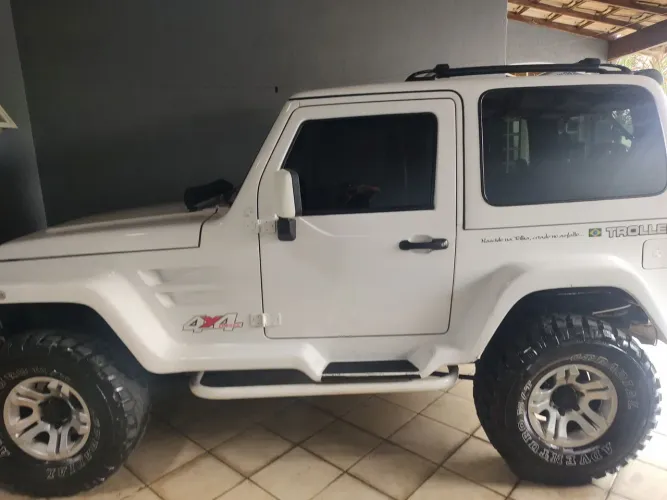 Troller 3.0 tr4  2011- novo 