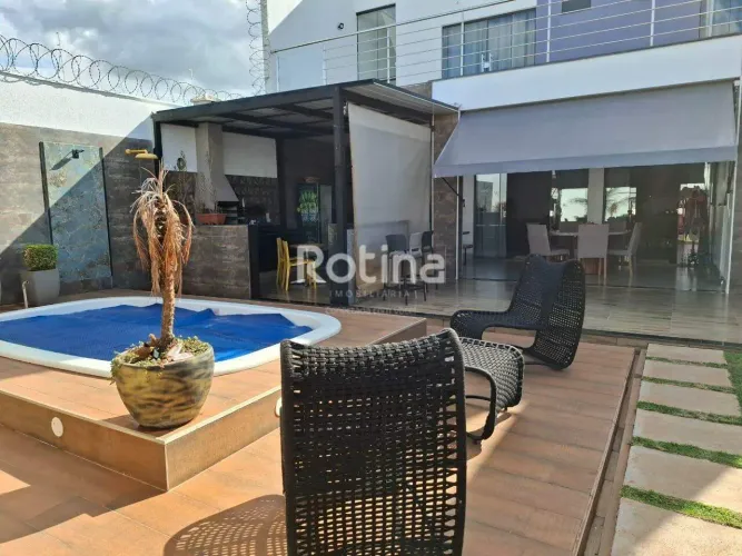 Casa à venda, 2 quartos, Loteamento Portal do Vale II - Uberlândia/MG - Rotina Imobiliária