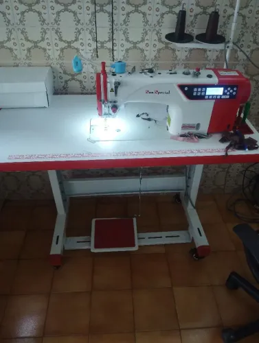 Máquina reta eletrônica Sun Special