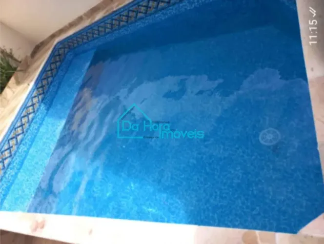 ótima casa em excelente estado com piscina a venda em mongaguá