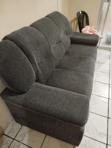 Sofá Simples e bom 