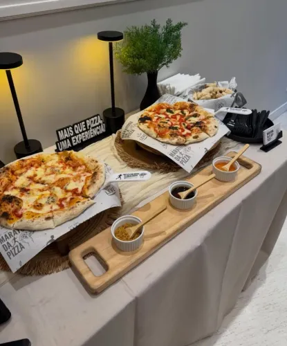 Rodízio de pizza /Buffet de pizza em casa