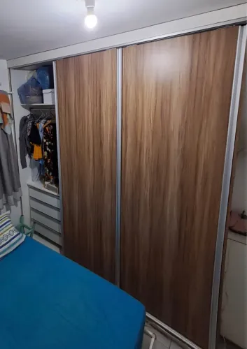 Guarda-roupa projetado 