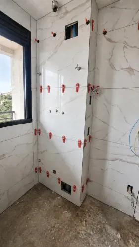 Preciso de pedreiro e azulejista