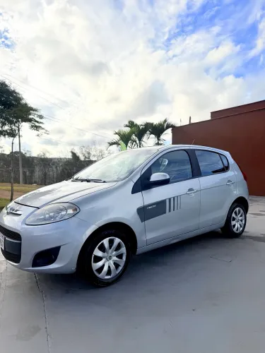 Fiat Palio Attractive 1.0 EVO Fire Flex 8V 5P 2013