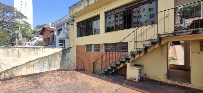 Imóvel para venda possui 150 metros quadrados com 3 quartos em Vila Irmãos Arnoni - São Pa