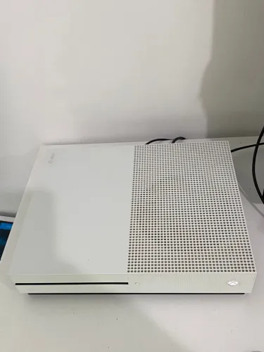 Xbox one S com defeito /sem controle