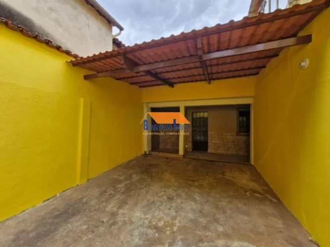 casa de 3 quartos Bairro Planalto em Belo Horizonte