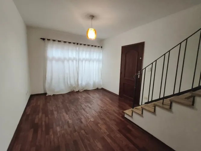 Sobrado para locação em Brooklin Paulista com 3 quartos, sendo 1 suíte, 86m²