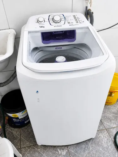 Máquina de lavar Electrolux 12 kg
