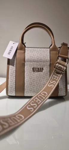 Bolsa média Guess 