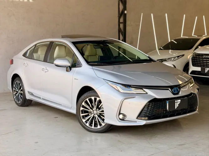 Toyota Corolla Altis Prem. Hybrid 1.8 Flex AUT 2026