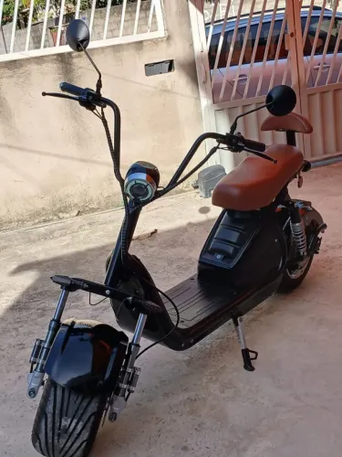 Scooter elétrica S-9 2000watts semi nova