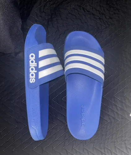Chinelo Adidas Adilette Shower Azul e Branco