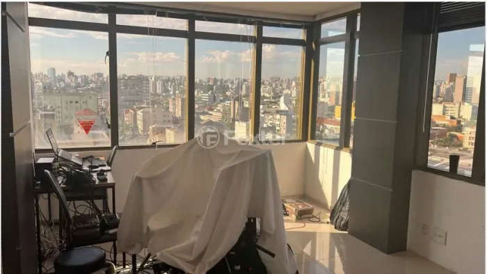 Sala / Conjunto Comercial à venda Rua Santos Dumont, São Geraldo - Porto Alegre