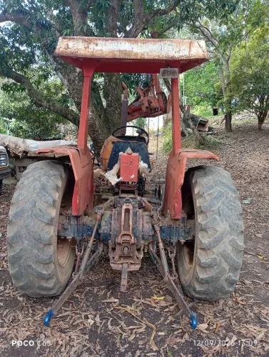 Trator massey Ferguson