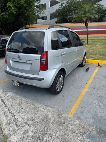 Fiat Idea ELX 1.4 MPI Fire Flex 8V 5P 2010