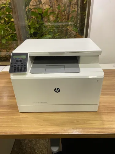 Impressora Color Laserjet Pro MFP M182nw