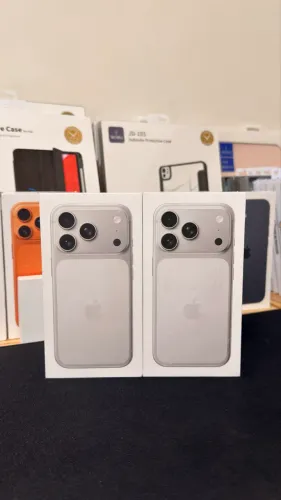 Iphone 17 PRO 256gb silver lacrado