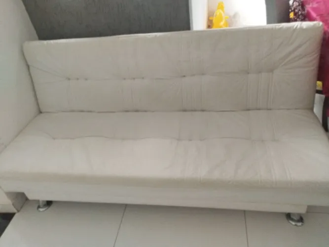 Vendo sofá cama branco