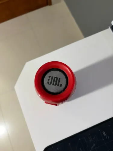 JBL Charge 2+ Original Vermelha - Bateria com Duração Reduzida
