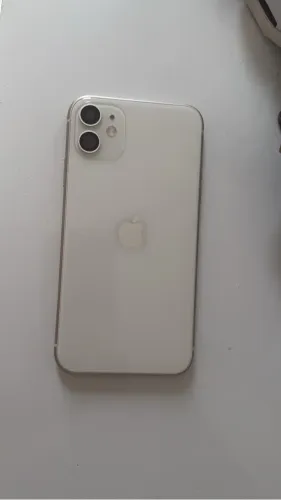 Celular IPhone 11 100% bateria