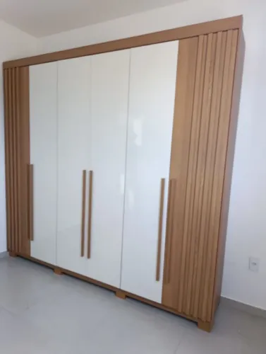 Guarda roupas novos
