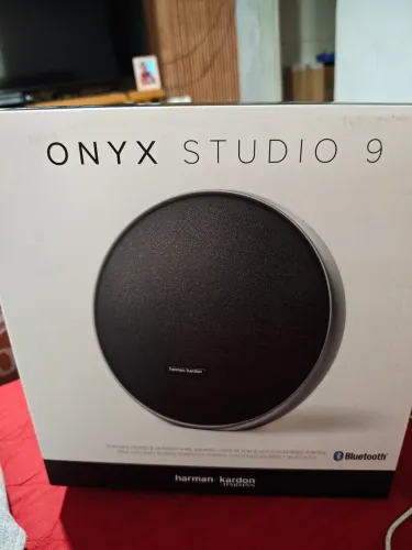 Onyx Studio 9 Harman Kardon