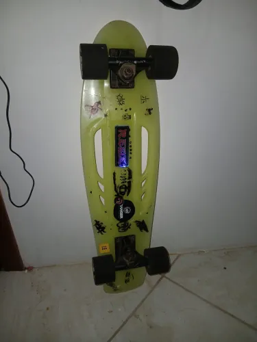 Skate Redbones