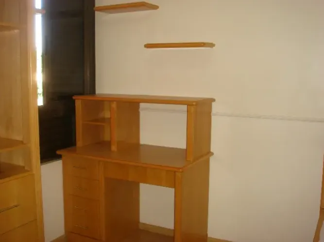 Escrivaninha para quarto (Feito com marceneiro)