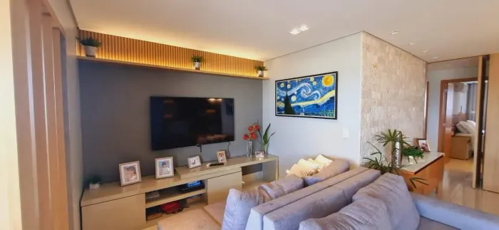 Apartamento MOBILIADO com 140 m², 3 Suites, Churrasqueira a Carvão na Varanda, Vista livre