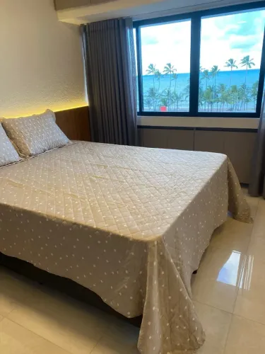 Alugo Anualmente Apartamento Beira Mar na Jatiúca, Maceió - AL