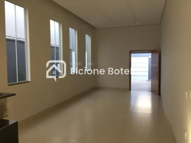 Casa residencial com 3 quartos para alugar no Jardim Europa, Uberlândia