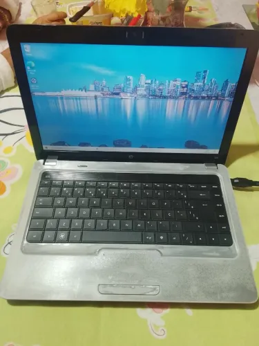 Notebook HP G42 Rápido - Excelente para Estudos e Trabalho