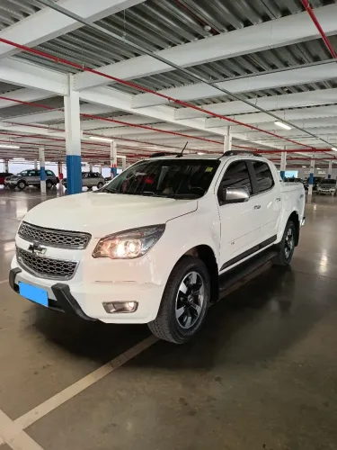 Chevrolet S10 P-up H.country 2.8 4X4 CD Dies.aut. 2016