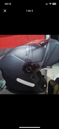 Capacete dois em um com óculos solar