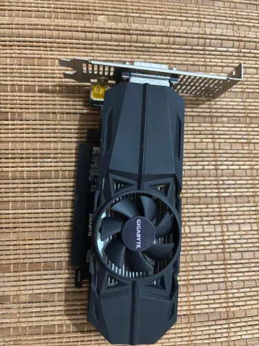Placa de Video GTX 1050 TI 4GB
