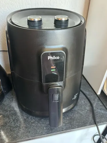 Air Fryer Philco (Liga, mas não esquenta) - Excelente Estado / Para Conserto ou Peças