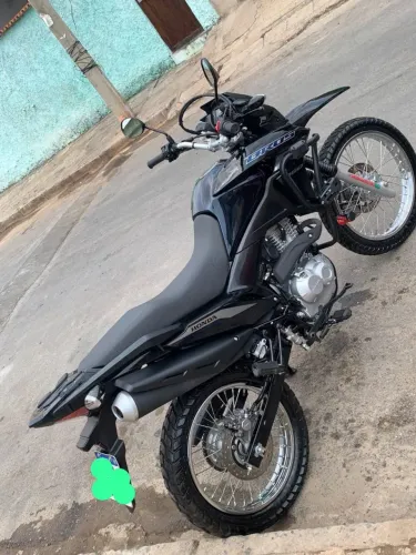 Vende-se ou troca em moto de menor valor 